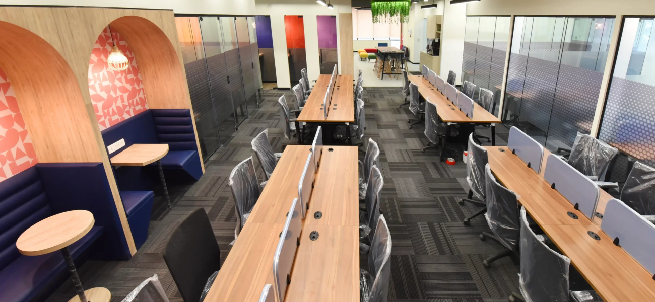 yessswork open space workstations with chairs and booth scaled 1 (1)